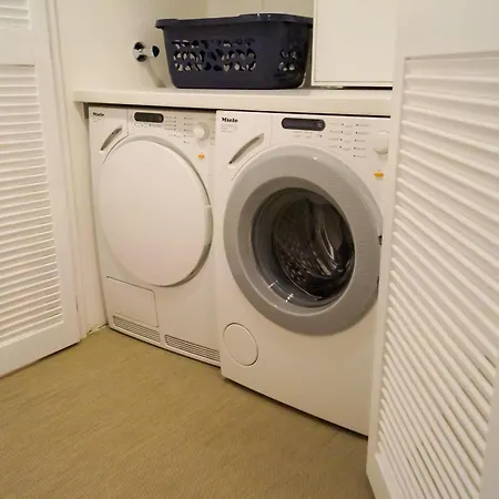 Apartment Hues Claire *