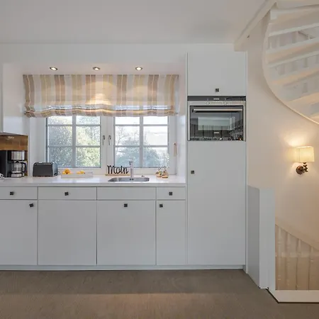 Hues Claire Apartment Kampen