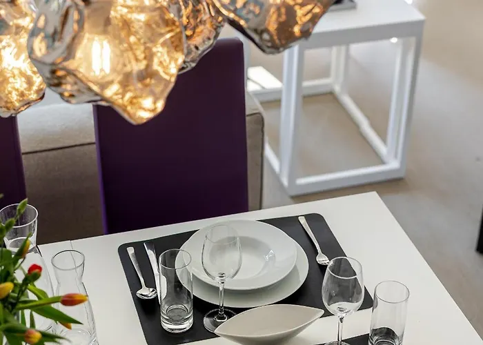 Hues Claire Apartamento Kampen